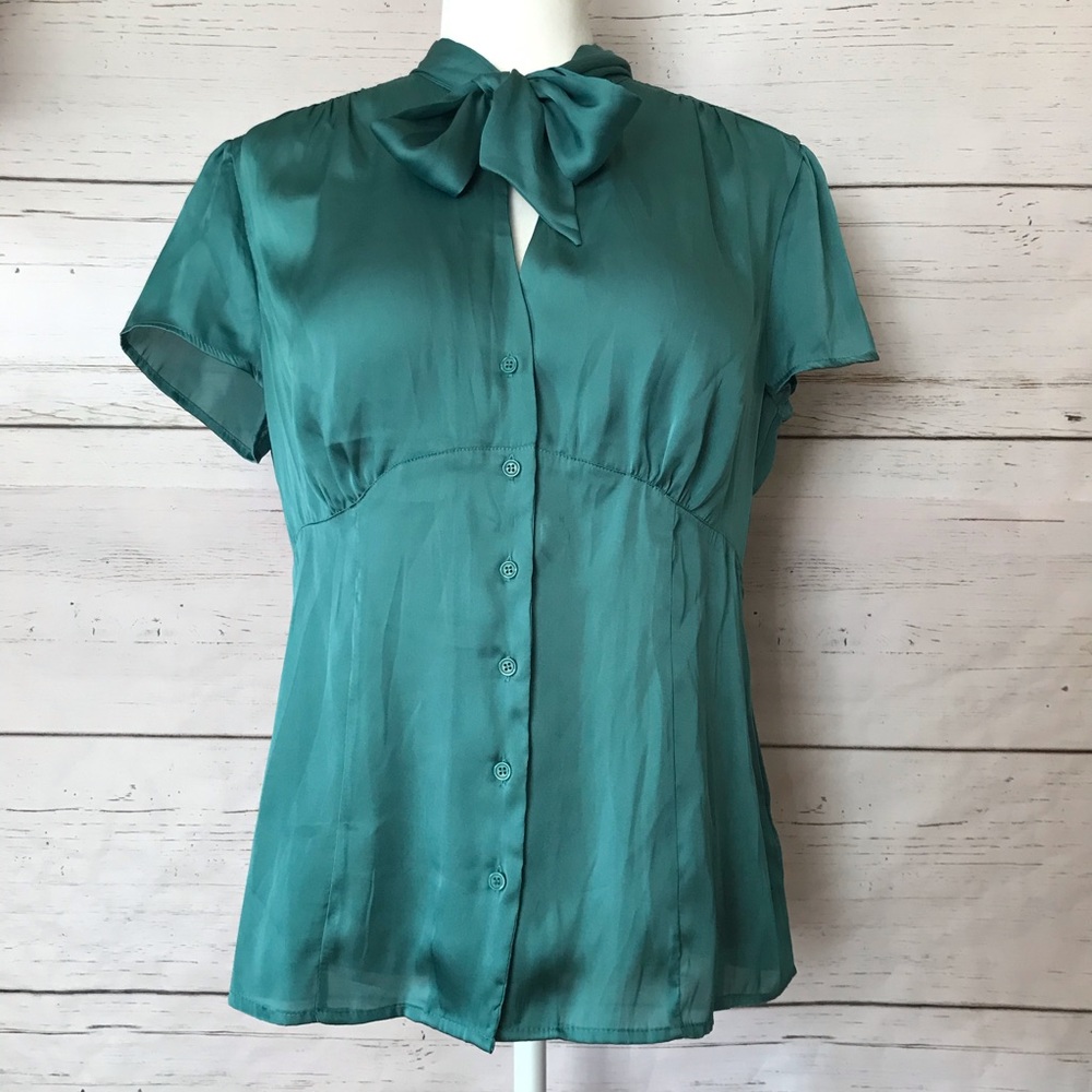 satin keyhole top